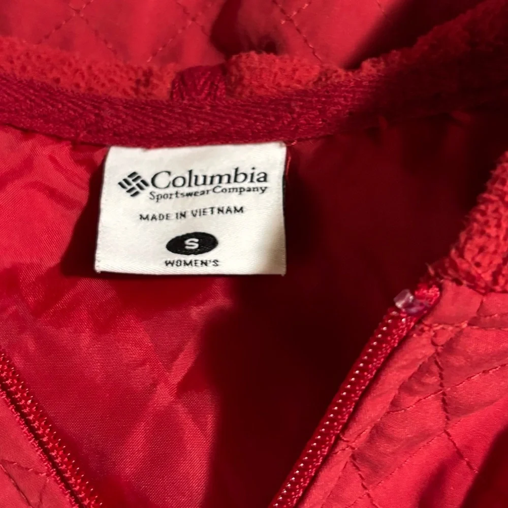 Columbia Red‎ Quilted Hooded Zip Front Jacket